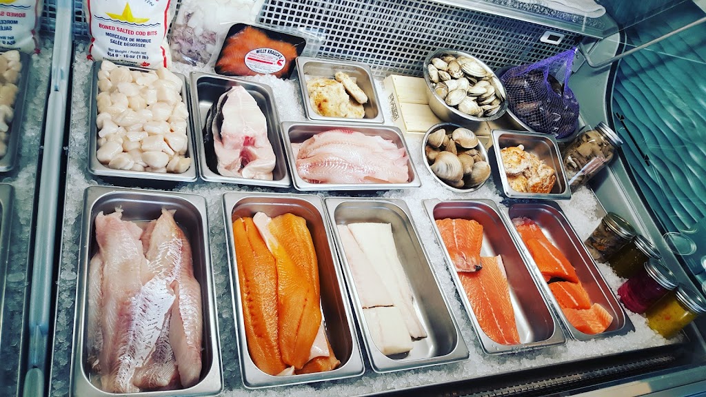 Dory Mates’ Seafood Shop | 11 Lincoln St, Lunenburg, NS B0J 2C0, Canada | Phone: (902) 521-7067