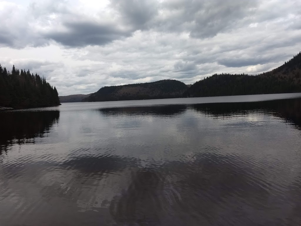 Camping Lake Small Batiscan | Chemin du Petit-Lac-Batiscan, Saint-Raymond, QC G3L 0A1, Canada | Phone: (418) 337-4545