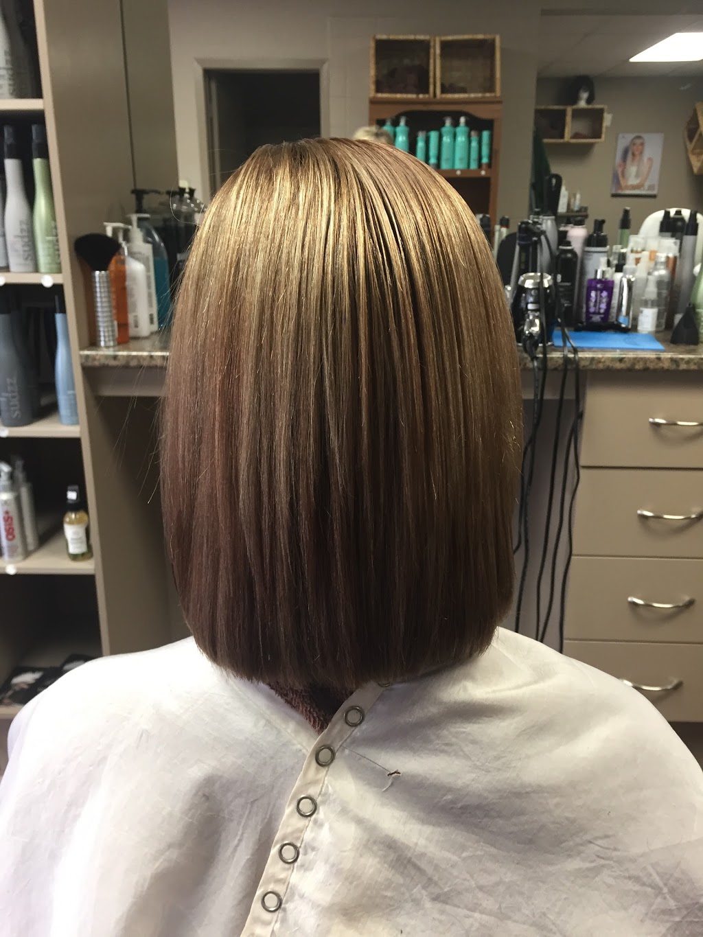 Sues Hair Advantage | 3515 McBean St, Richmond, ON K0A 2Z0, Canada | Phone: (613) 838-4753