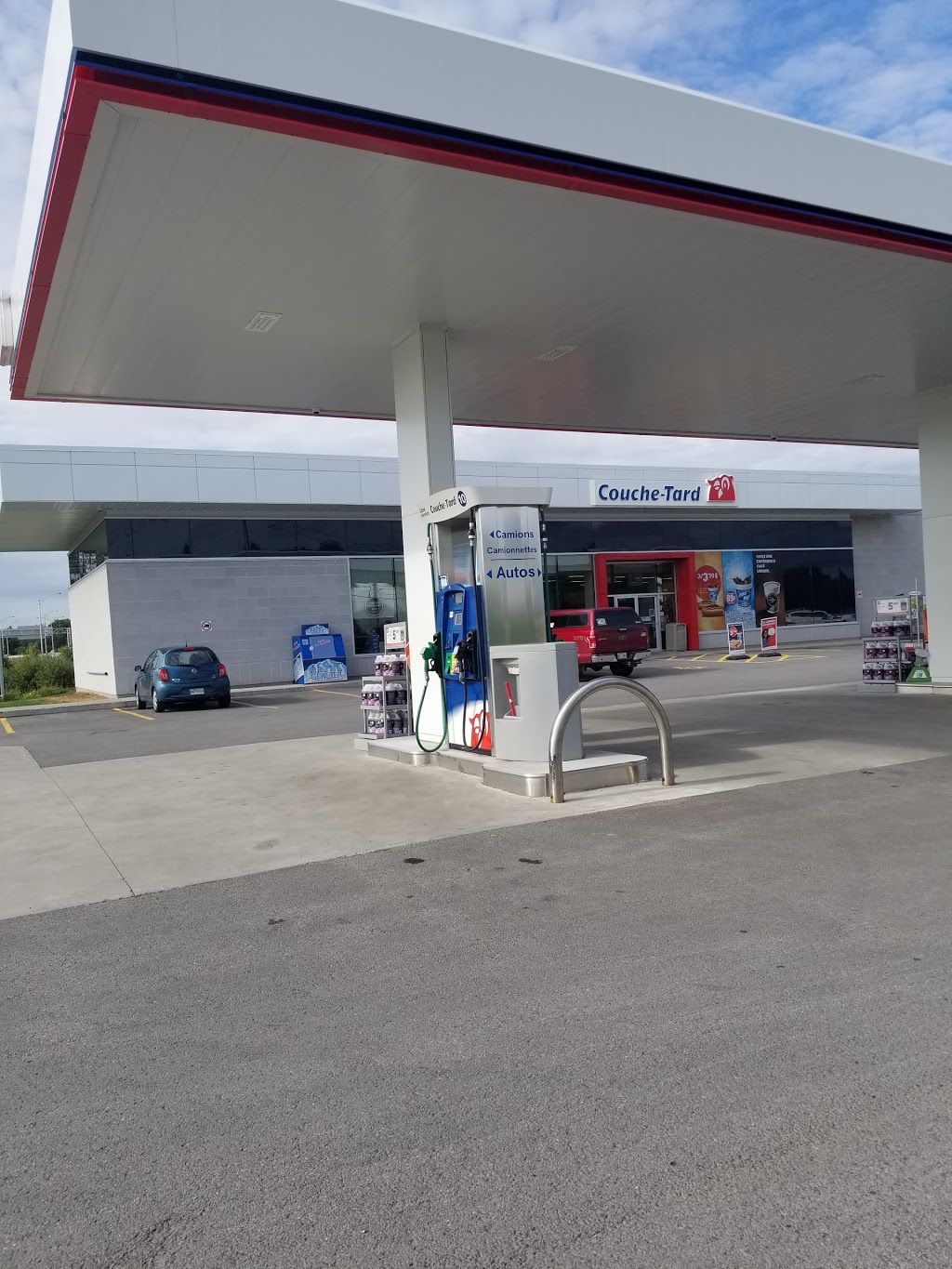 Couche-Tard | 1781 Rue du Marais, Québec, QC G1M 0A2, Canada | Phone: (418) 682-6677