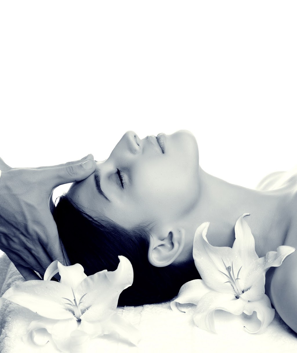 Healing Hands Whistler | 1500 Spring Creek Dr Unit 24, Whistler, BC V8E 0L2, Canada | Phone: (604) 905-9468