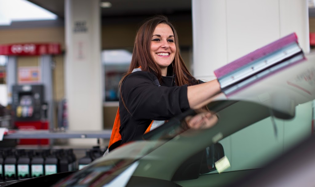 Peninsula Co-op Gas & Convenience Centre | 10350 McDonald Park Rd, Sidney, BC V8L 3H8, Canada | Phone: (778) 351-1303