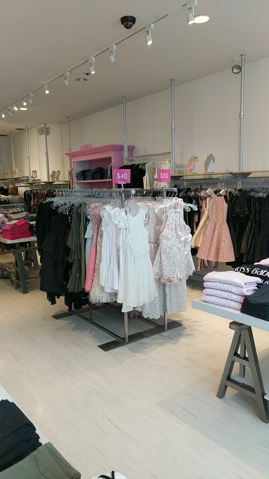 honey | 1 Promenade Cir, Thornhill, ON L4J 4P8, Canada | Phone: (905) 882-0060