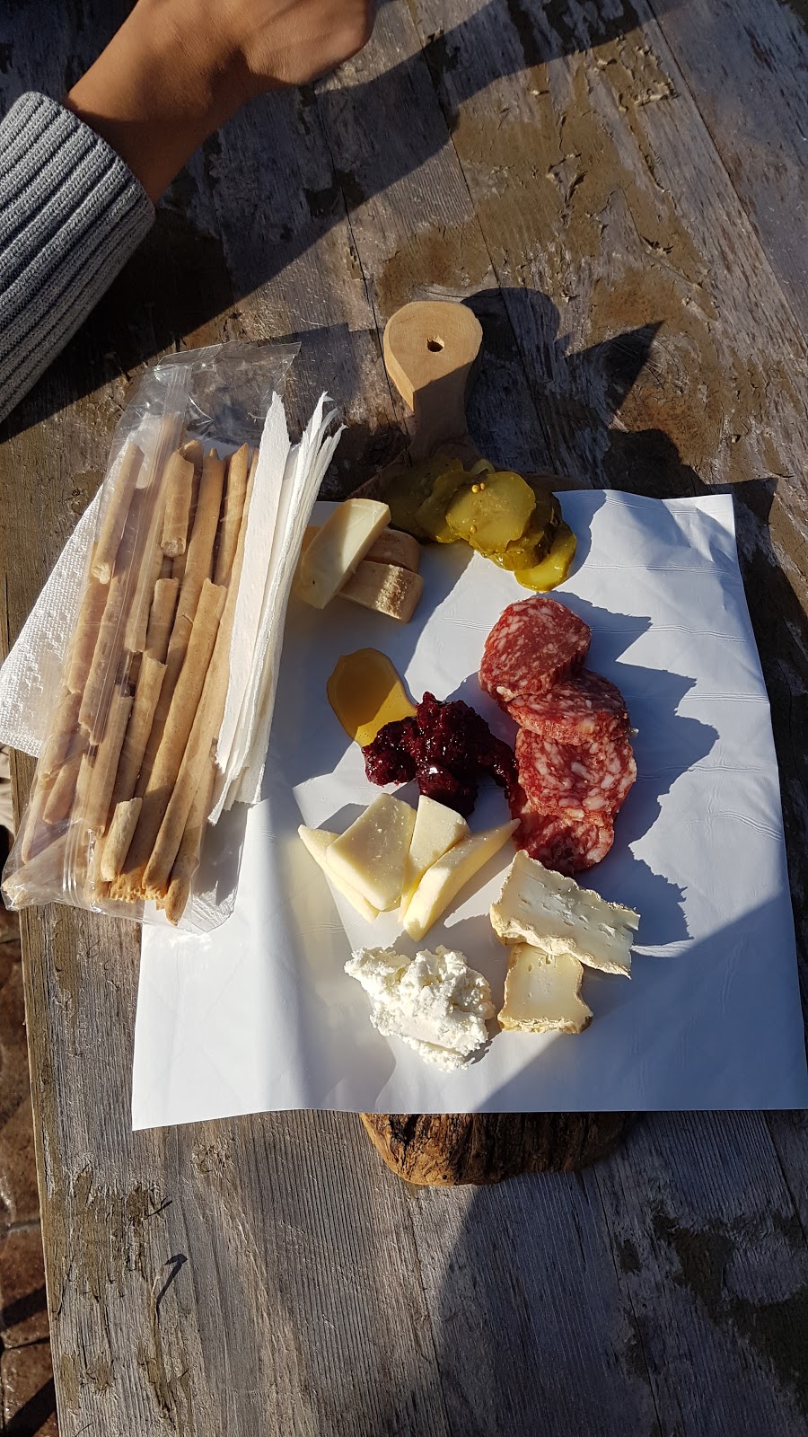 Fifth Town Artisan Cheese Co. | 4309 Prince Edward County Rd 8, Prince Edward, ON K0K 2T0, Canada | Phone: (613) 476-5755