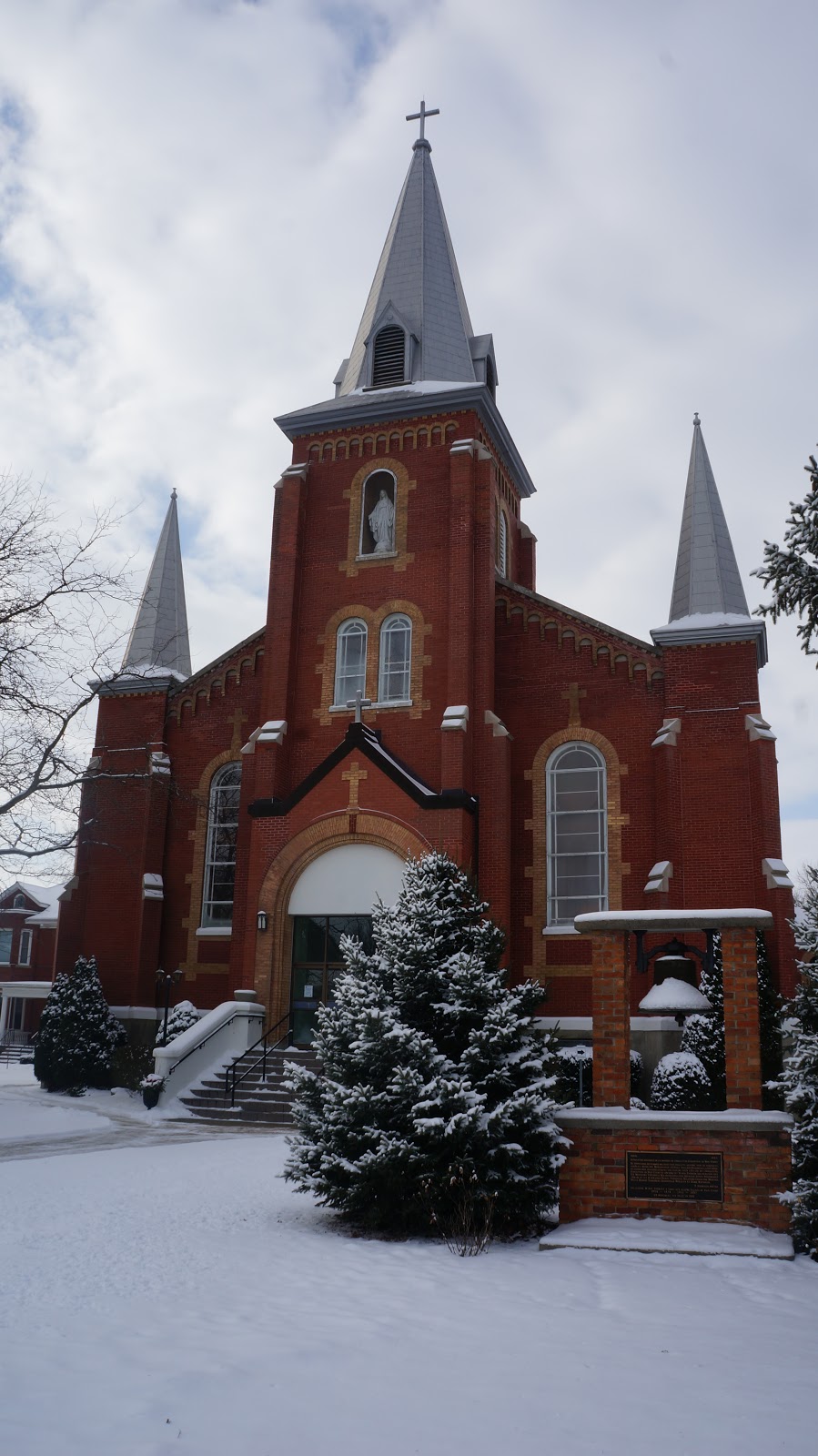Parish Community-Immaculee | 24156 Winter Line Rd, Pain Court, ON N0P 1Z0, Canada | Phone: (519) 354-3694