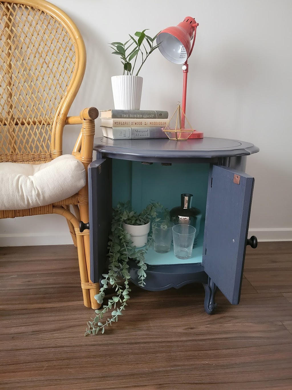 Preloved 2 Beloved Furniture Redesigns | 370 Montfort St, Vanier, ON K1L 5N1, Canada | Phone: (613) 299-2264