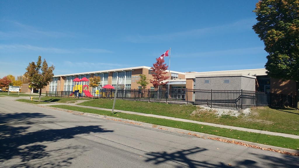 Beaumonde Heights Park | 17 Waltham Dr, Toronto, ON M9V, Canada | Phone: (416) 338-4386