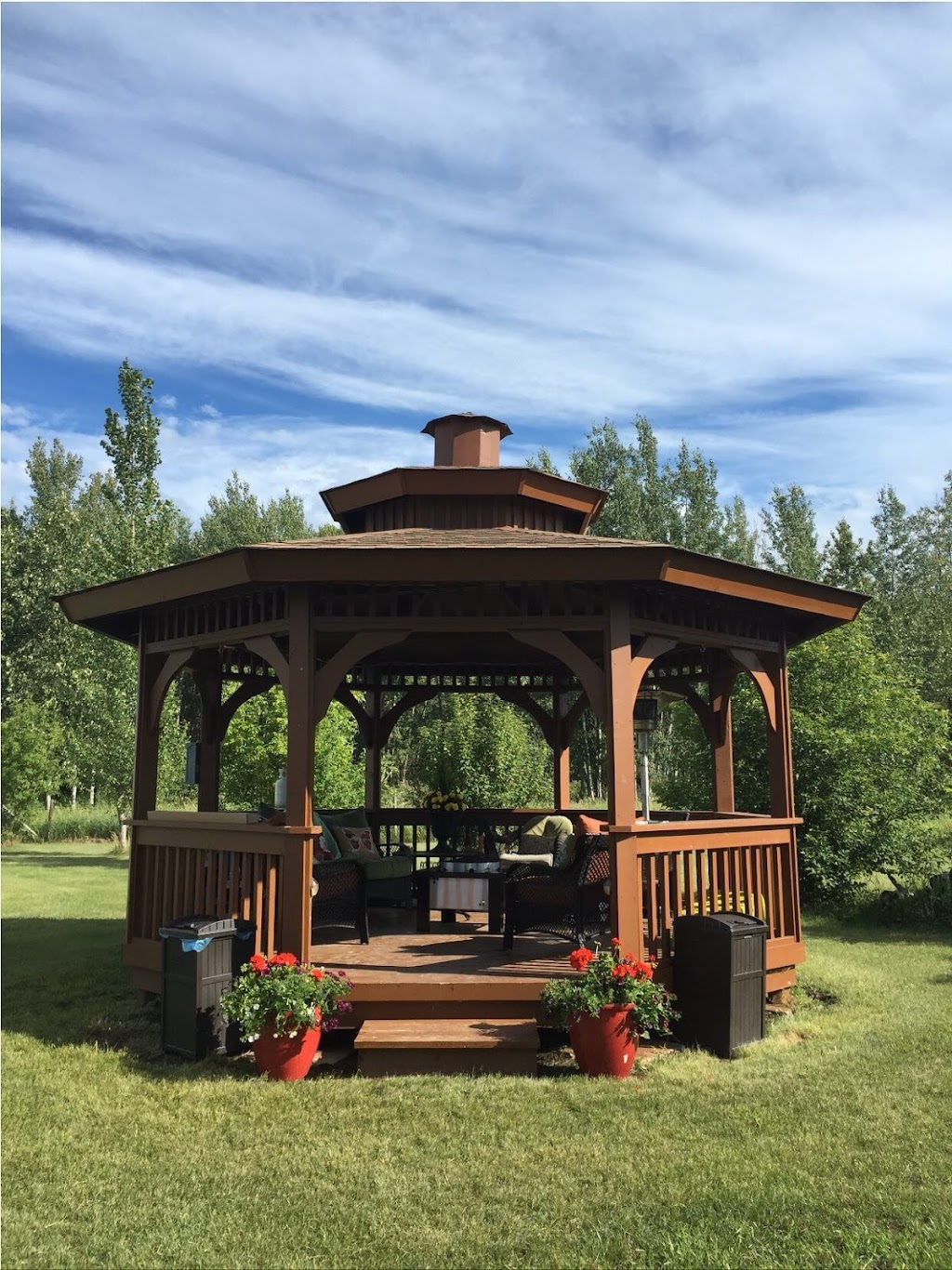 The Gazebo Guy | RR2, Pickardville, AB T0G 1W0, Canada | Phone: (780) 271-8484