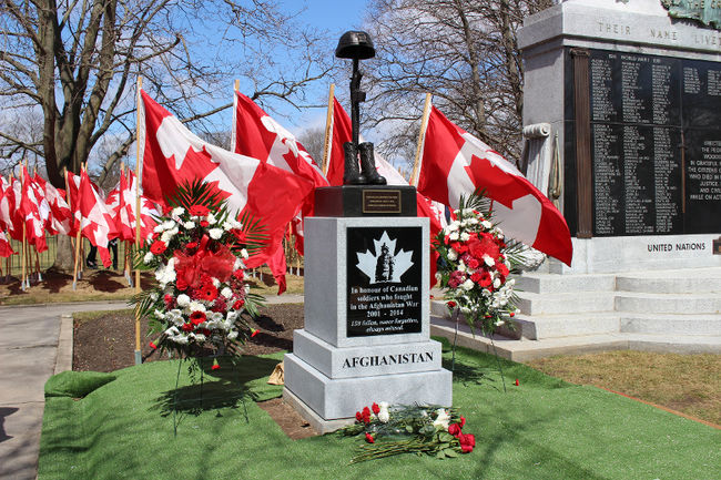Afghanistan War Memorial Statue City Of Woodstock | 393-443 Buller St, Woodstock, ON N4S, Canada