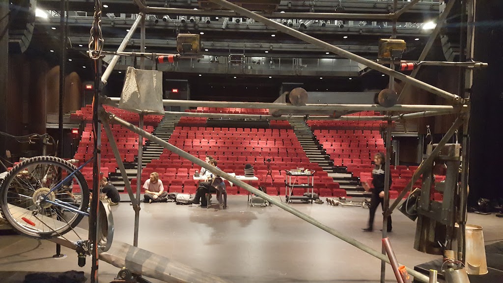 Espace Theatre Muni-Spec Mont-Laurier | 543 Rue du Pont, Mont-Laurier, QC J9L 0L4, Canada | Phone: (819) 623-1222
