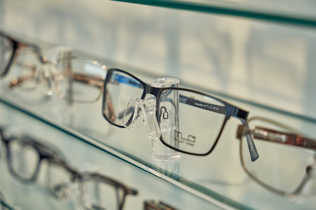 Akal Optical - Optometrist, Optician & Optical Store Etobicoke | 1058 Albion Rd, Etobicoke, ON M9V 1A7, Canada | Phone: (416) 745-7242