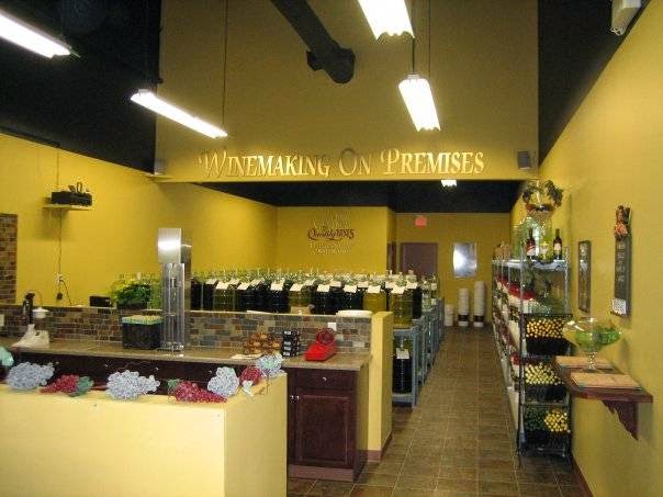 Vintners Cellar Waterloo | 283 Northfield Dr E, Waterloo, ON N2J 4G8, Canada | Phone: (519) 725-9463