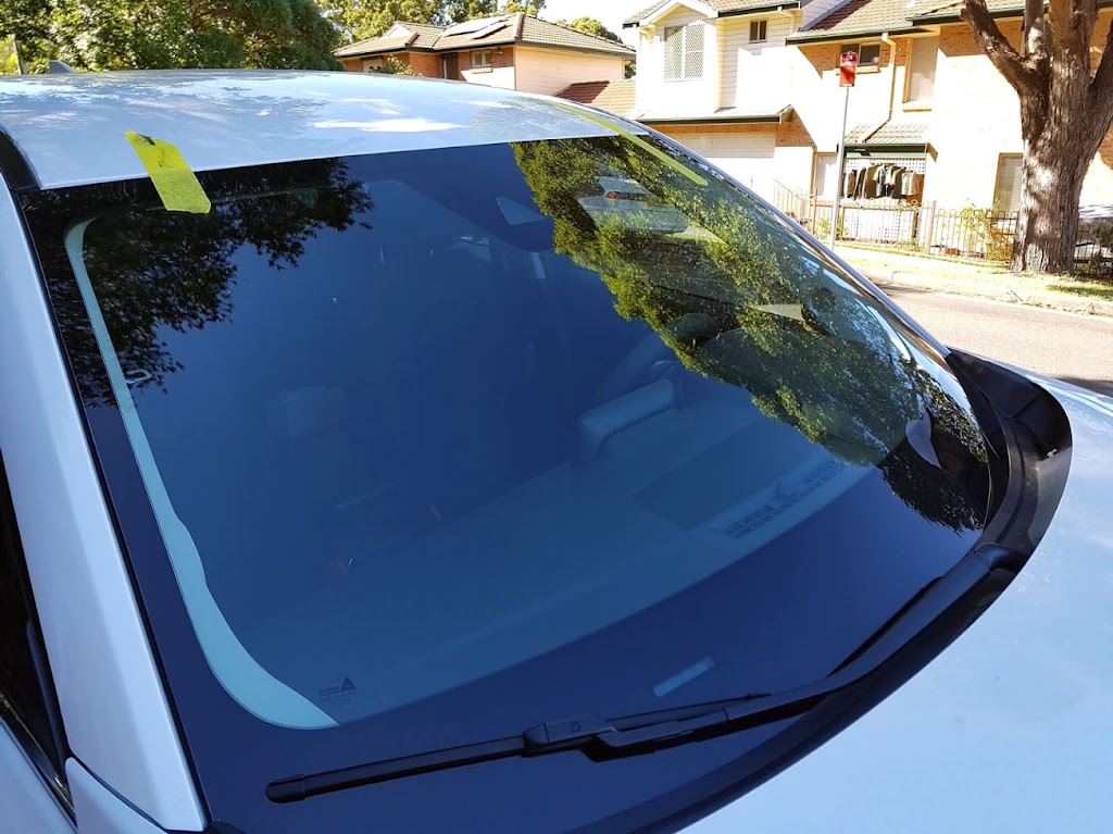 RS Auto Glass of Hamilton | 515 Garner Rd W #11, Ancaster, ON L9G 3K9, Canada | Phone: (905) 592-2021