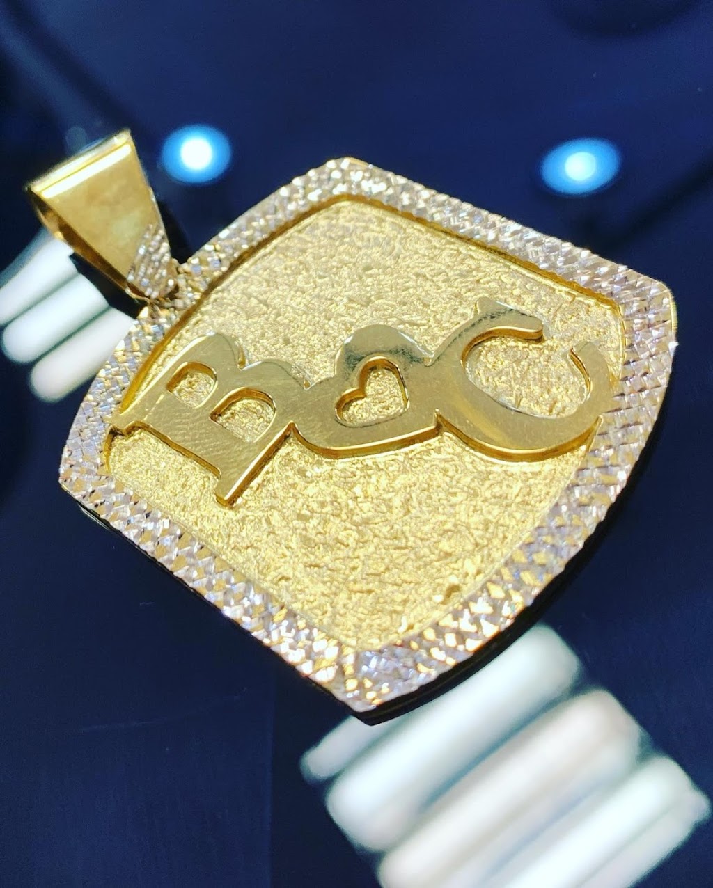 Gem World (Jane Finch Mall) | 3893 Jane St, North York, ON M3N 2K1, Canada | Phone: (437) 778-8781