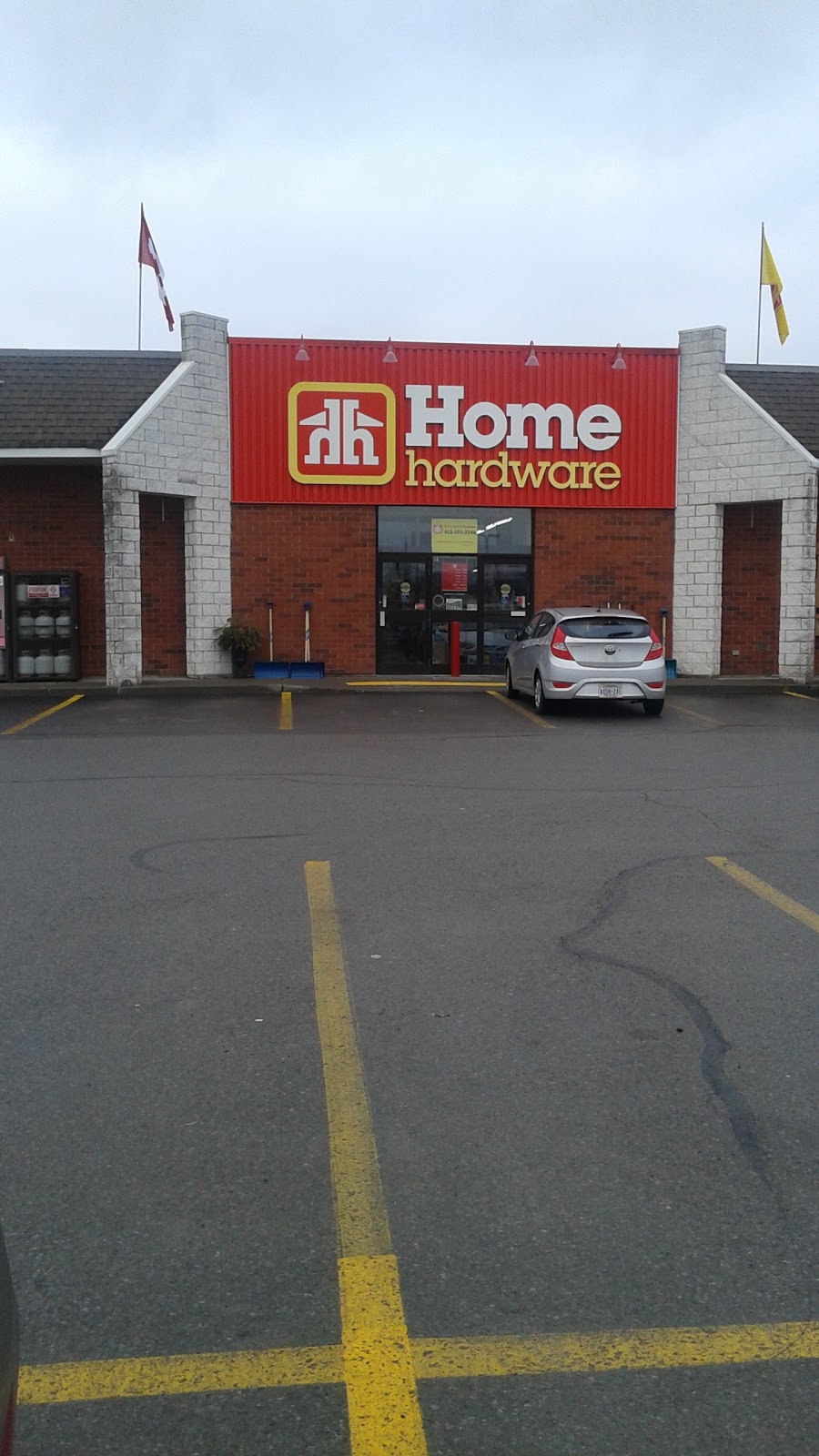 R & S Home Hardware | 9 Tuftsville Rd #4, Stirling, ON K0K 3E0, Canada | Phone: (613) 395-3346