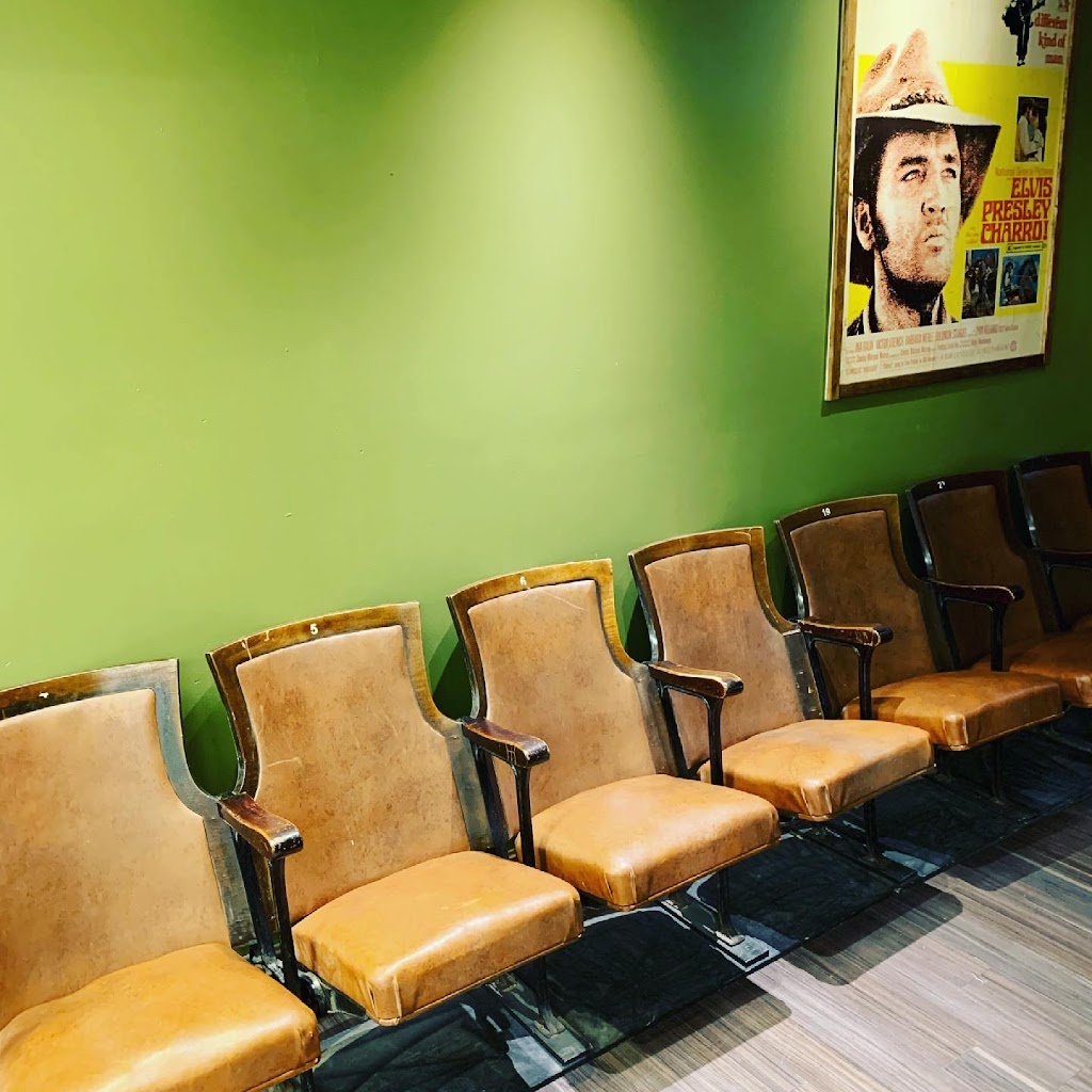 Outlaws Barbershop | 32555 London Ave #324, Mission, BC V2V 6M7, Canada | Phone: (604) 826-0286
