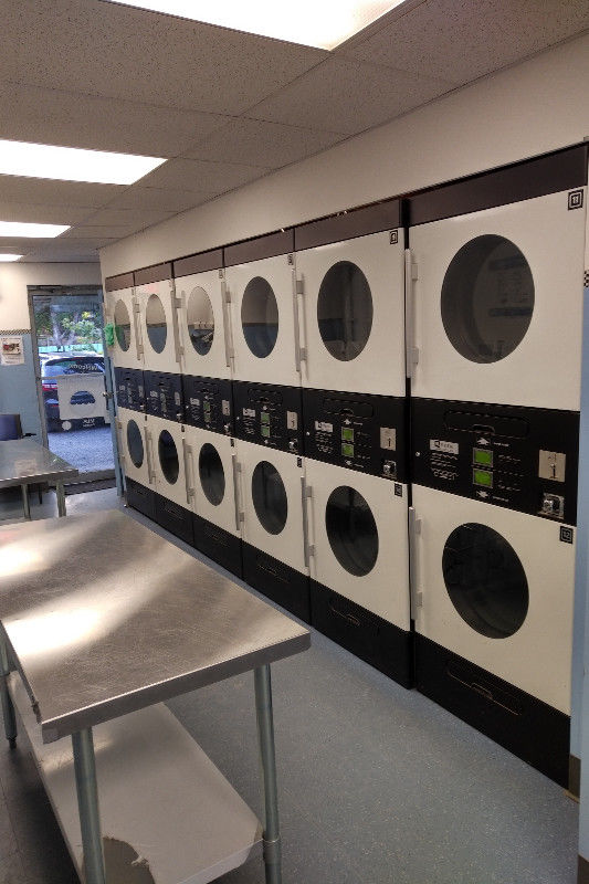 Dufferin Laundry - 24 Hours Coin Laundry | 2852 Dufferin St, North York, ON M6B 3S4, Canada