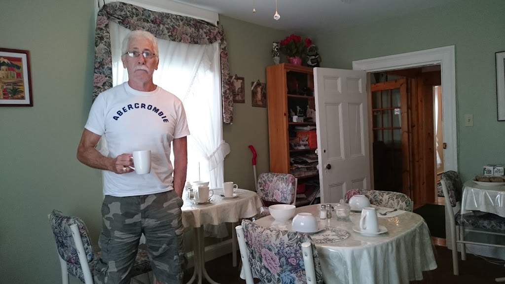 Summers Inn | 16 Warwick St, Digby, NS B0V 1A0, Canada | Phone: (902) 245-2250