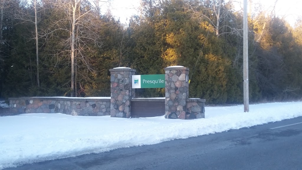 Loughbreeze Bay | 105 Victoria Beach Rd, Colborne, ON K0K 1S0, Canada | Phone: (905) 355-1487