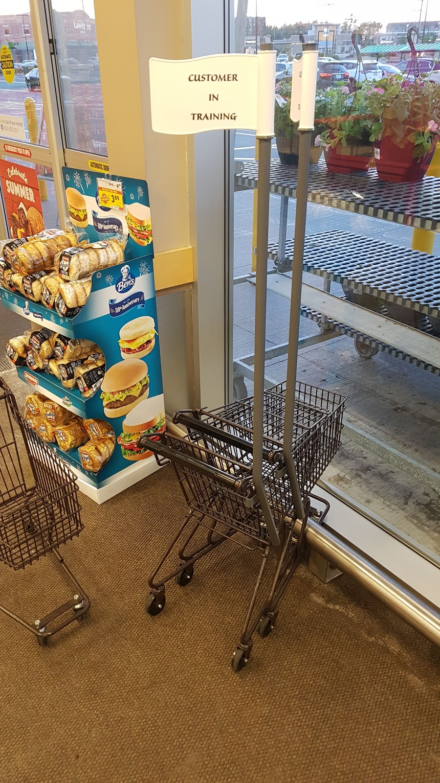 Sobeys Bedford South | 55 Peakview Way, Halifax, NS B3M 0G2, Canada | Phone: (902) 832-0640