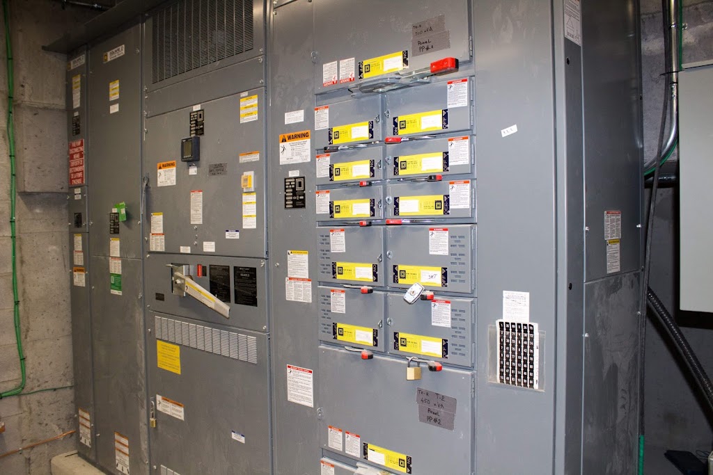 Sunrise electric inc. | 16 Rosemount Dr, Scarborough, ON M1K 2W8, Canada | Phone: (416) 826-8384