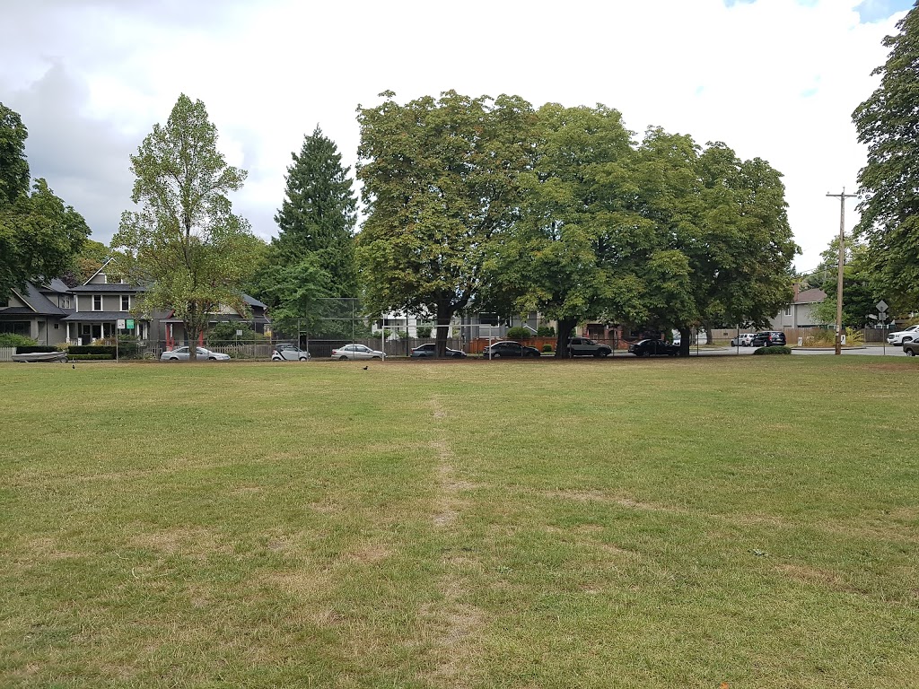 Robson Park | park | 599 Kingsway, Vancouver, BC V5T 3K3, Canada | 6048737000 OR +1 604-873-7000