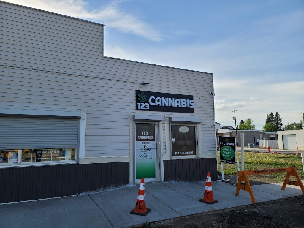 123 Cannabis Crossfield | 1314 Railway St, Crossfield, AB T0M 0S0, Canada | Phone: (403) 946-0037