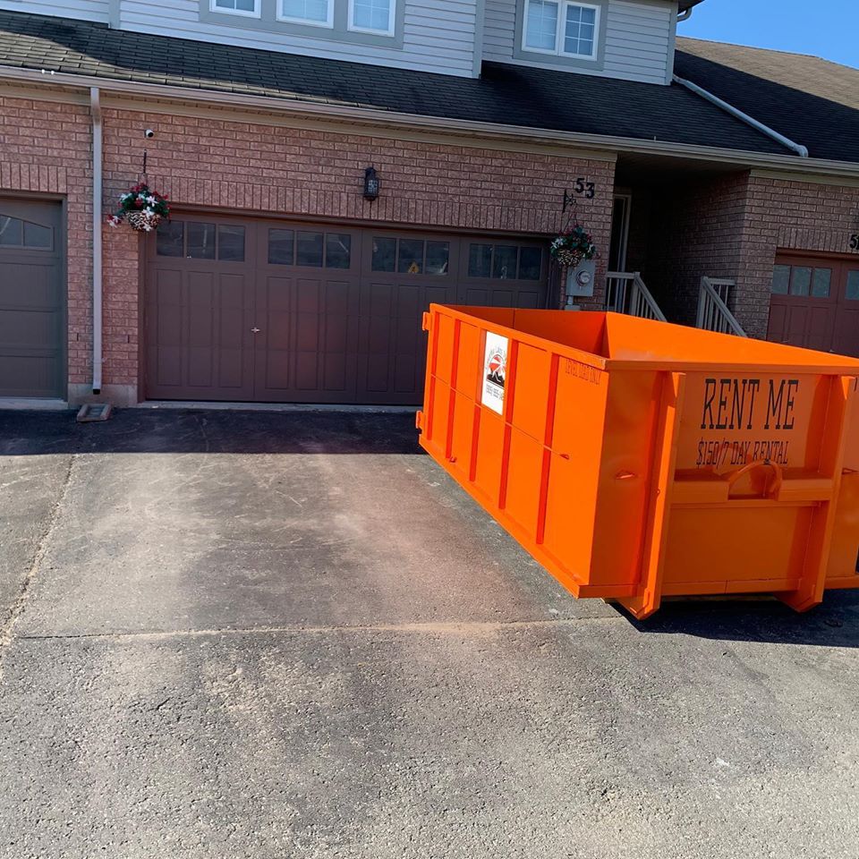 Kawartha Lakes Mini Bins Inc. | 28 Ball Point Rd, Little Britain, ON K0M 2C0, Canada | Phone: (705) 991-2467