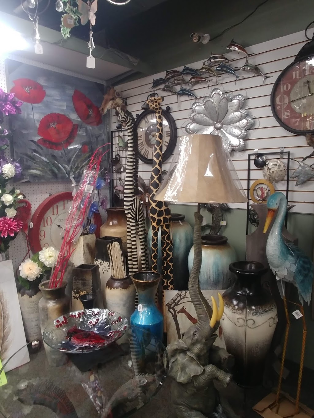 Big Dollar | 439 Main St, Selkirk, MB R1A 1V4, Canada | Phone: (204) 785-1591