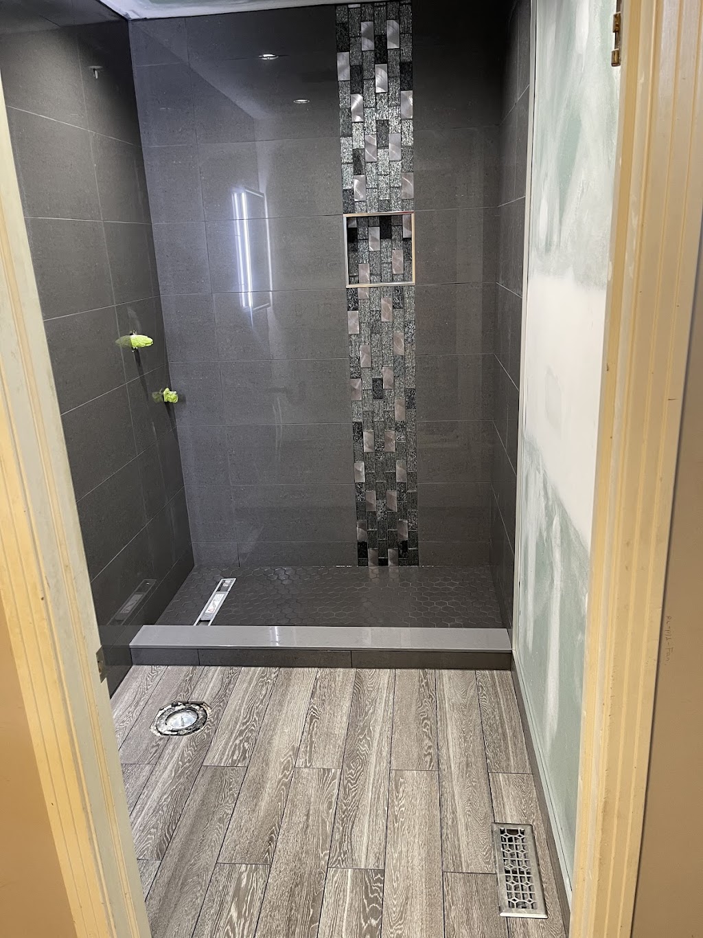 Tile Solutions LTD | 371 Walker Rd NW, Edmonton, AB T5T 4C2, Canada | Phone: (780) 803-3993