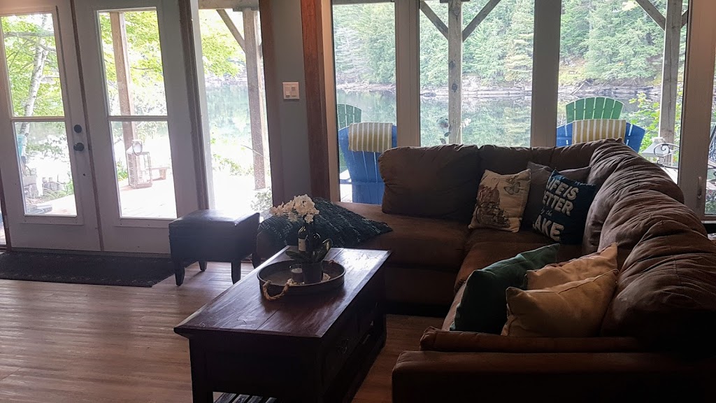Pleasant View Cottage | 1137 Jones Rd, Algonquin Highlands, ON K0M 1J1, Canada | Phone: (416) 684-3317