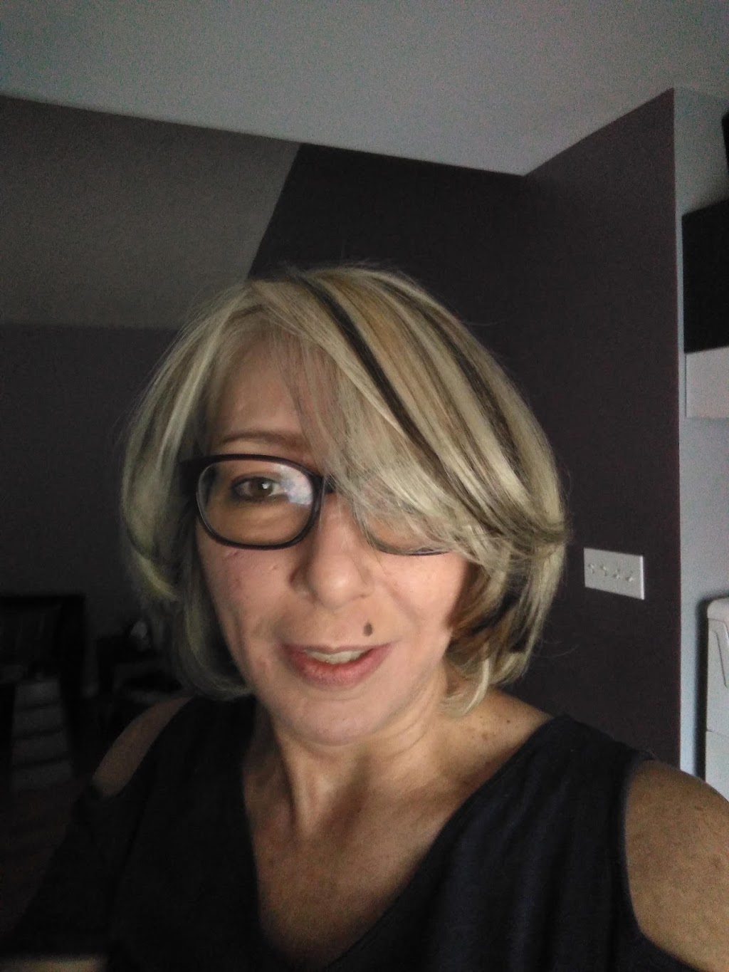 Family Haircare | 1177 Tecumseh Rd E, Windsor, ON N8W 1B5, Canada | Phone: (519) 258-0800