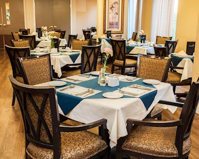 The Edinburgh | 10 Vaughan St, Ottawa, ON K1M 2H6, Canada | Phone: (613) 747-2233