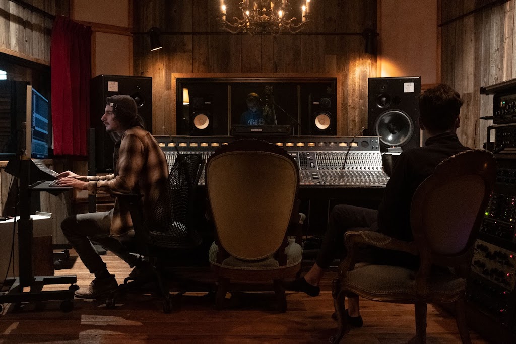 Aaron Bartel Productions | 156 Birchdale Ave, Winnipeg, MB R2H 1S4, Canada | Phone: (204) 952-6978
