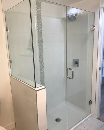Ultimate Glass Ltd | 13081 240 St, Maple Ridge, BC V4R 0A5, Canada | Phone: (604) 363-3009