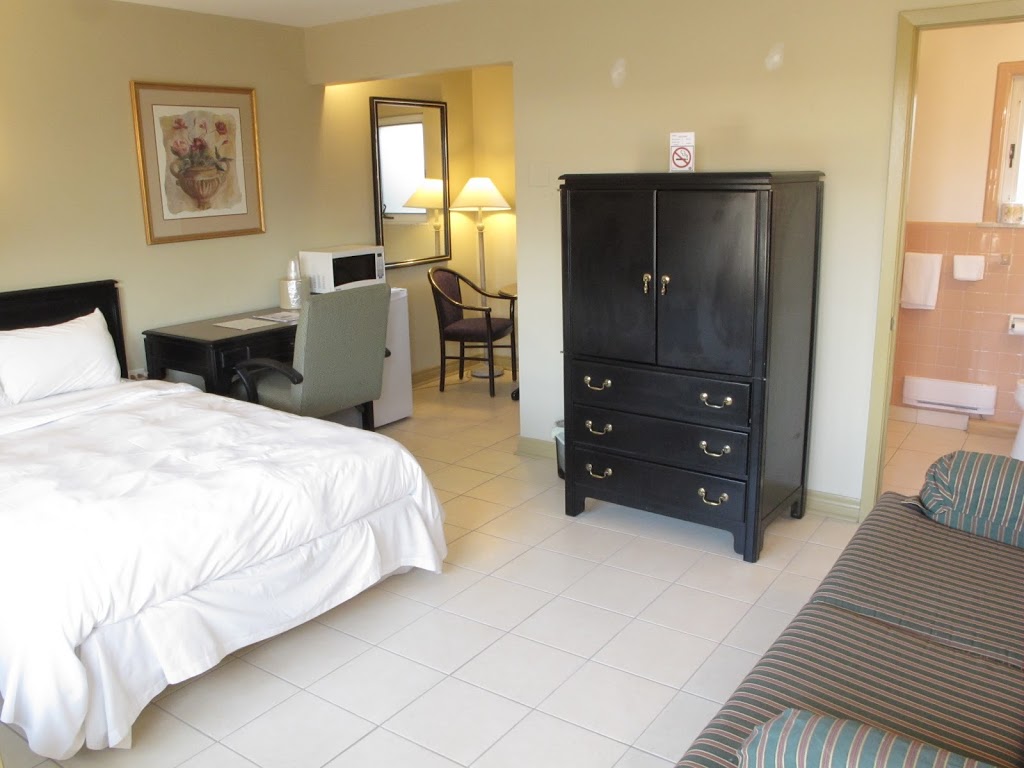 iCheck Inn Motel | 2763 Howard Ave, Windsor, ON N8X 3X7, Canada | Phone: (519) 915-8727