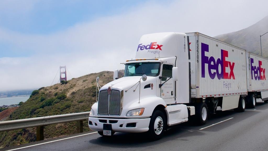 FedEx Freight | 1740 Comstock Rd, Gloucester, ON K1B 5L2, Canada | Phone: (800) 463-3339