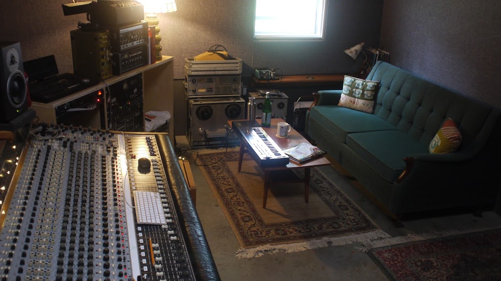 The Noise Floor Recording Studio | 736 Browns Way, Gabriola, BC V0R 1X3, Canada | Phone: (250) 325-9012