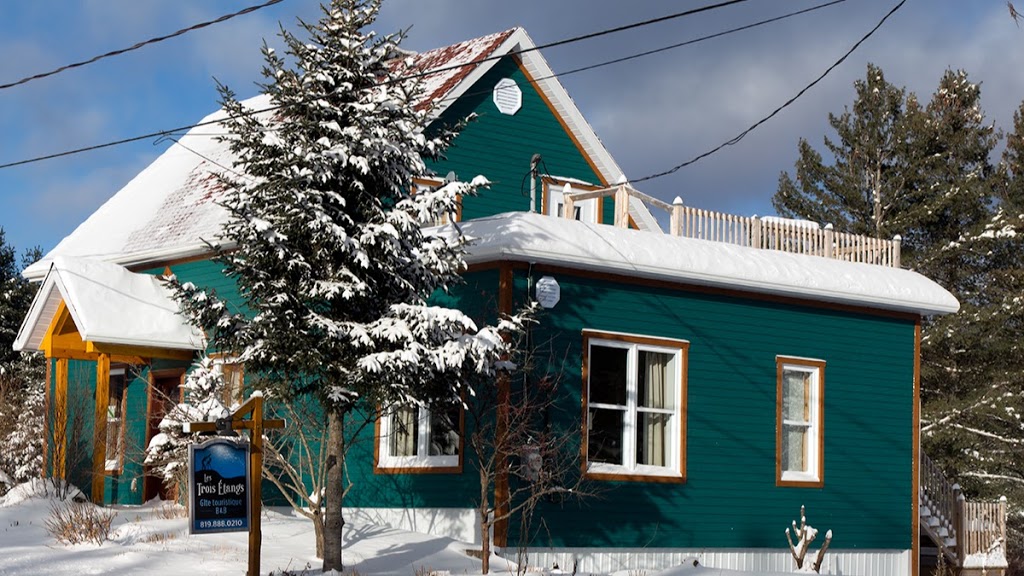 Gîte touristique Les trois étangs | 12 Chemin du Petit Québec, La Patrie, QC J0B 1Y0, Canada | Phone: (819) 888-0210