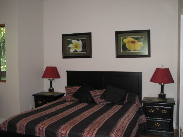 Ashling Cottage | 1875 Ashling Rd, Qualicum Beach, BC V9K 2V1, Canada | Phone: (250) 713-9680