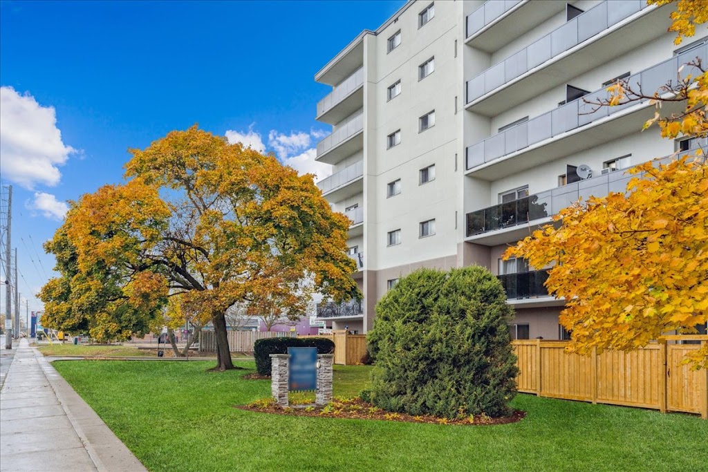 Princess Anne Apartments | 1221 Simcoe St N, Oshawa, ON L1G 4X2, Canada | Phone: (289) 869-0693