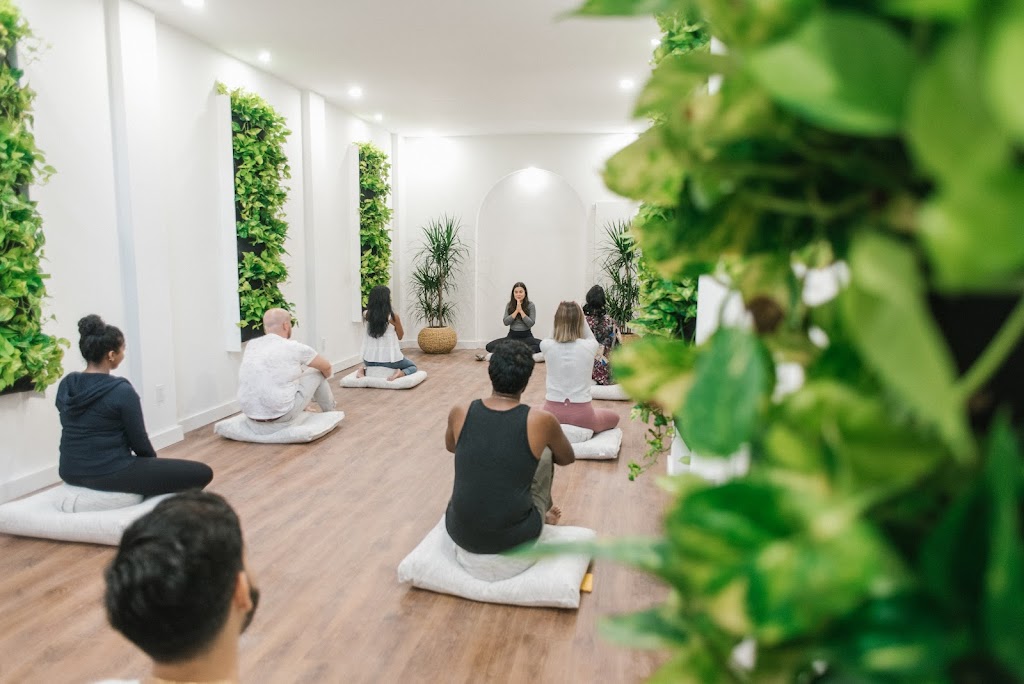 Lyfe Meditation Studio | 998 Queen St E, Toronto, ON M4M 1K1, Canada | Phone: (416) 462-0490