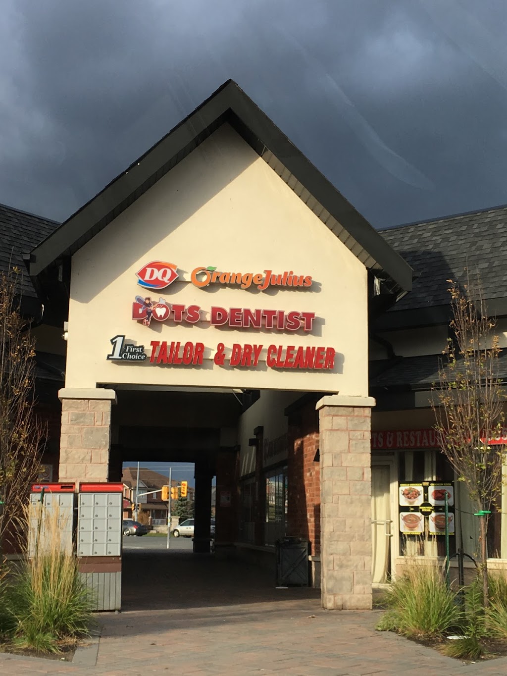 DOTS Dental Care | 10510 Torbram Rd k, Brampton, ON L6R 3N9, Canada | Phone: (289) 201-0170