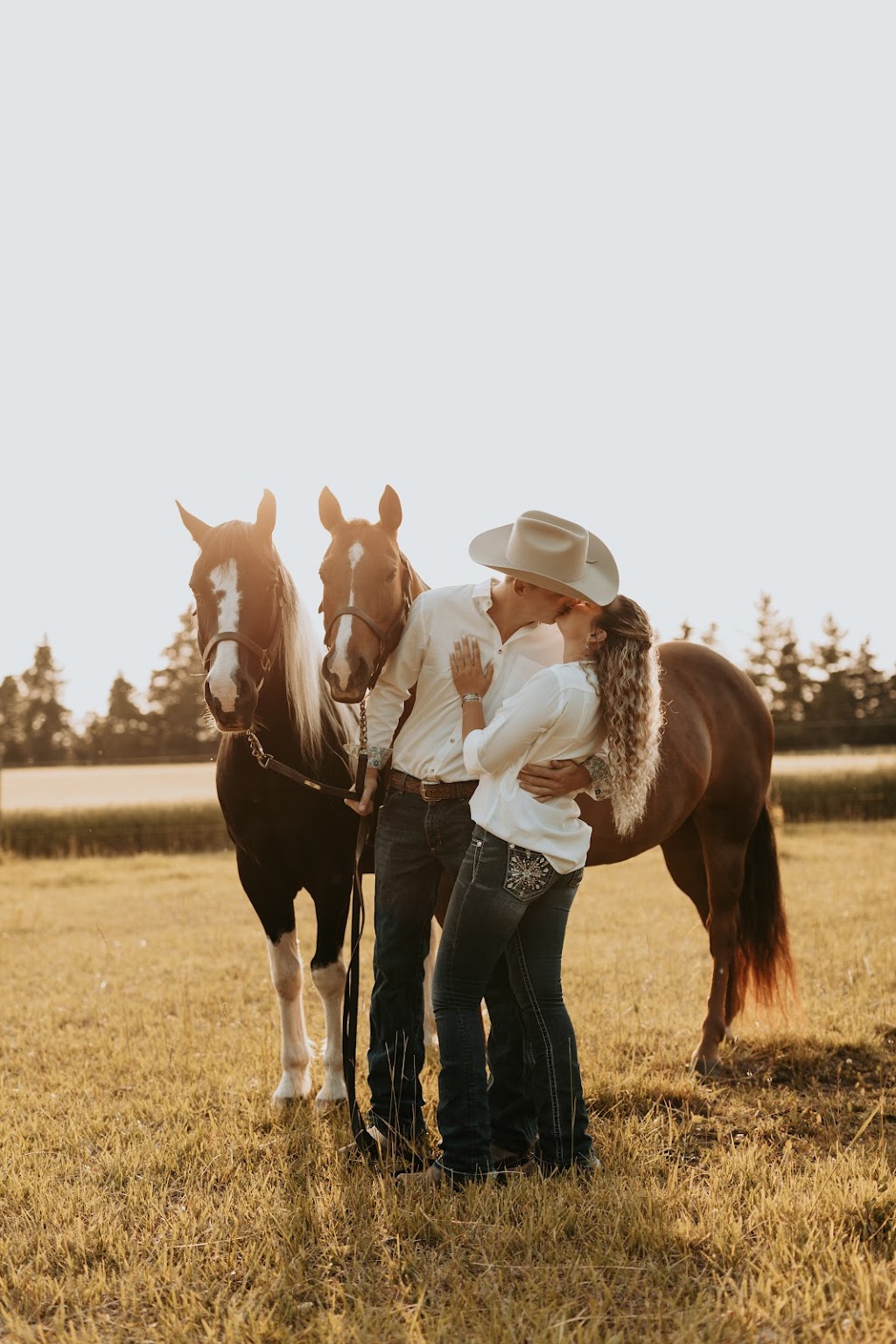 Cameron house photography | Hyde Park Rd, London, ON N6G 5E1, Canada | Phone: (226) 235-5009