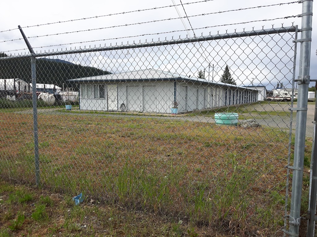 North Thompson rent a space | 5166 Barriere Town Rd, Barrière, BC V0E 1E0, Canada | Phone: (778) 586-4459
