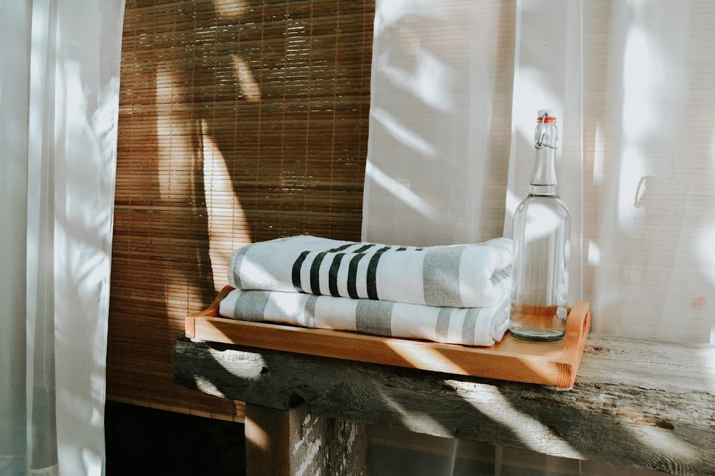 Avacena | 330 Crescent Rd E, Qualicum Beach, BC V9K 1L5, Canada | Phone: (778) 319-6955