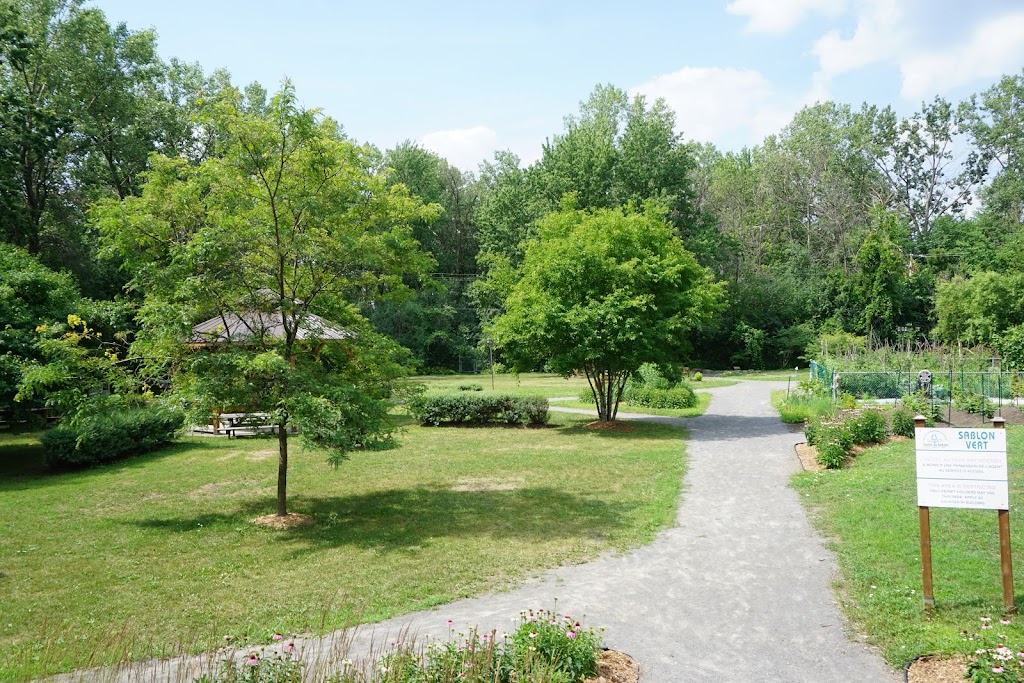 Centre du Sablon | 755 Chem. du Sablon, Laval, QC H7W 4H5, Canada | Phone: (450) 688-8961