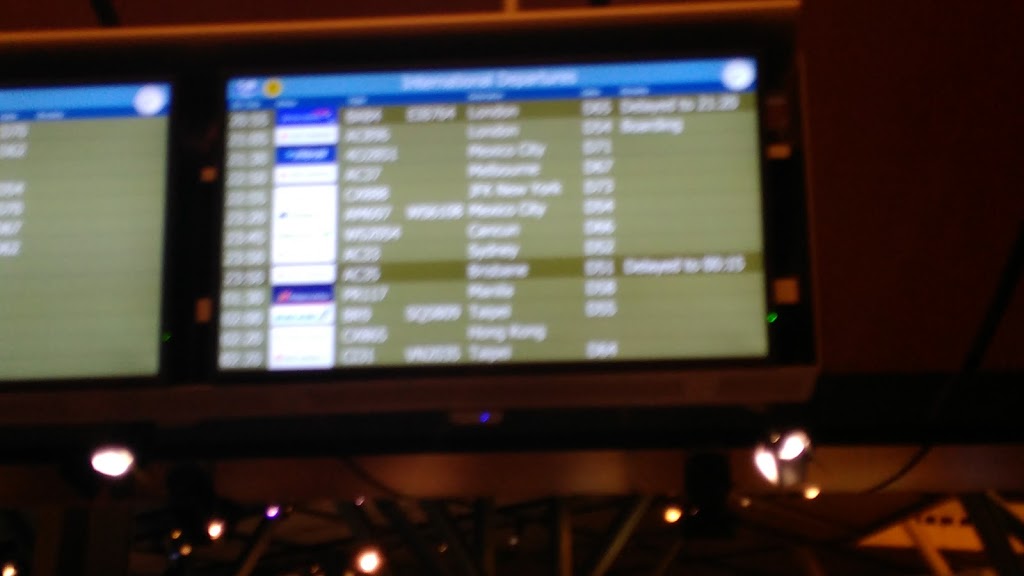 Hudson News | YVR Airport, Richmond, BC V7B 0A4, Canada