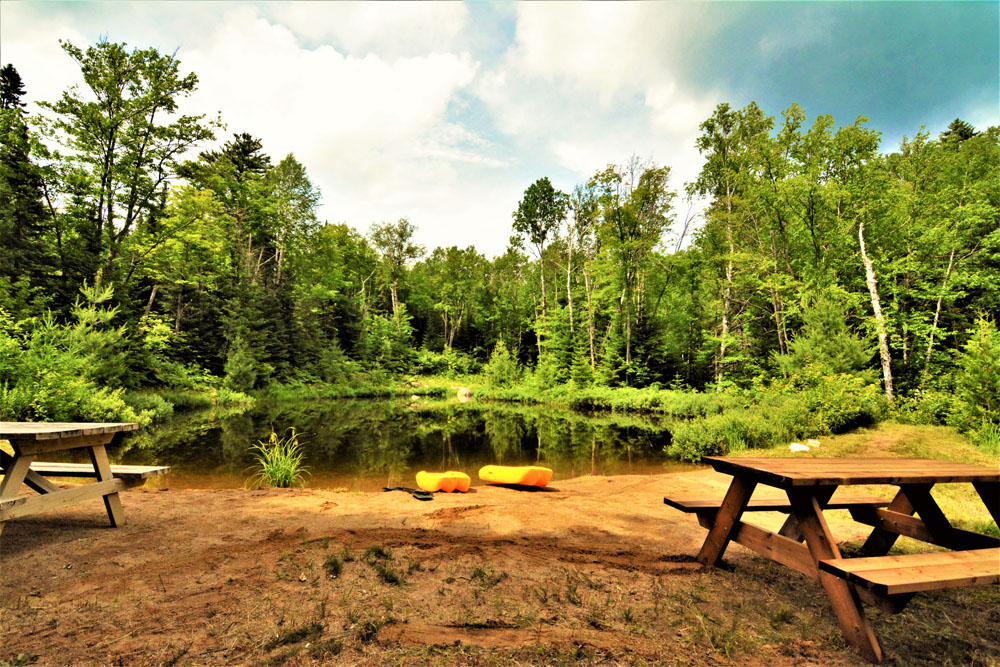 Chalet Spa Le refuge | 2208-F, QC-125, Notre-Dame-de-la-Merci, QC J0T 2A0, Canada | Phone: (877) 560-8060
