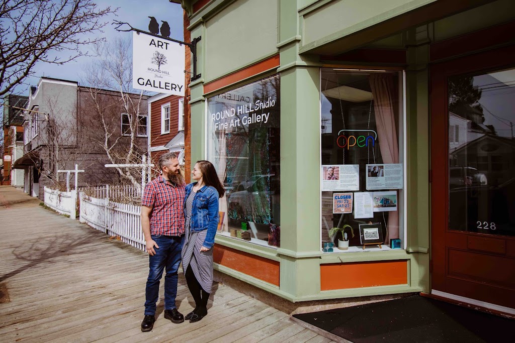 Round Hill Studio | 228 St George St, Annapolis Royal, NS B0S 1A0, Canada | Phone: (902) 532-5186